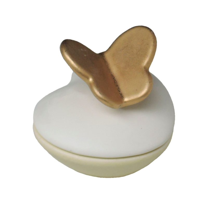 Mini urn - Hartje met vlinder gepersonaliseerd met naam wit creme en goudkleurig mn002.20-40+vlinder
